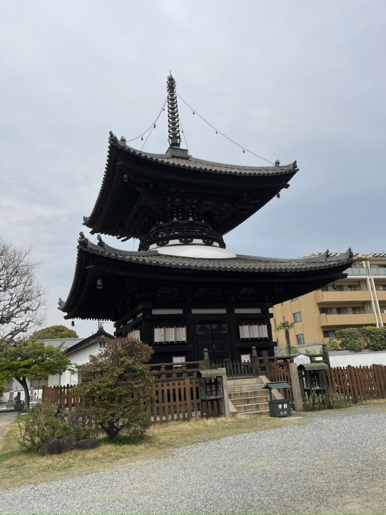 Tahōtō 